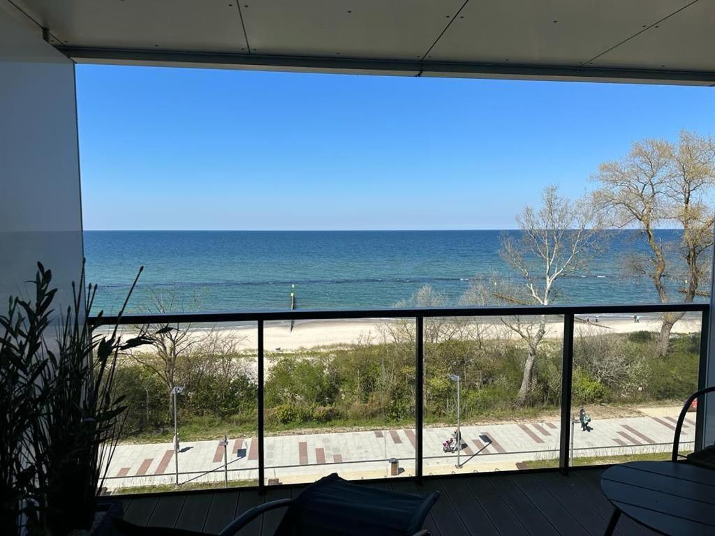 Apartament 409 Z Widokiem Na Morze - Seaside Kolobrzeg Bagian luar foto