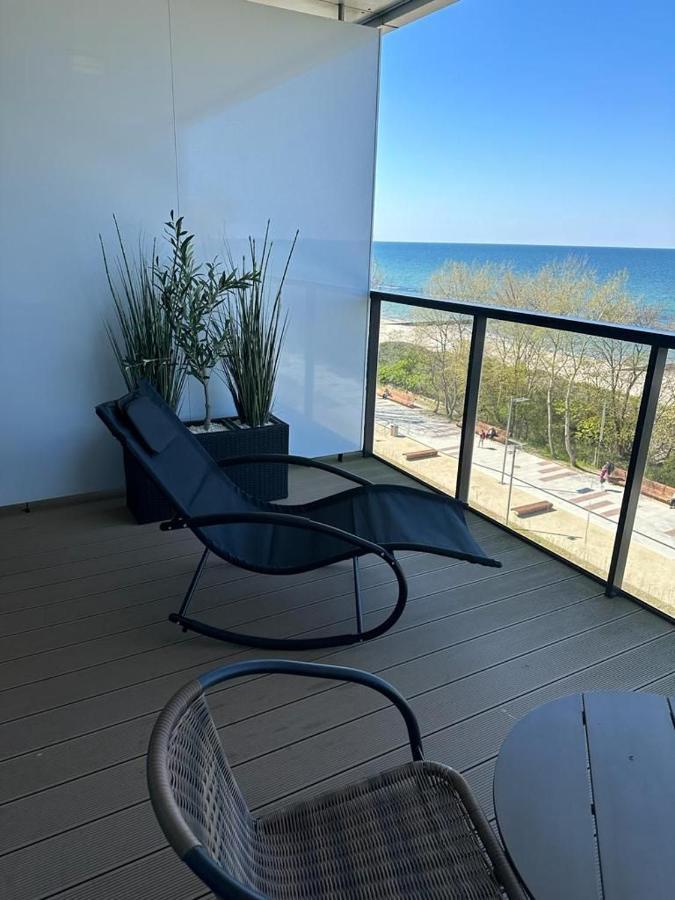 Apartament 409 Z Widokiem Na Morze - Seaside Kolobrzeg Bagian luar foto